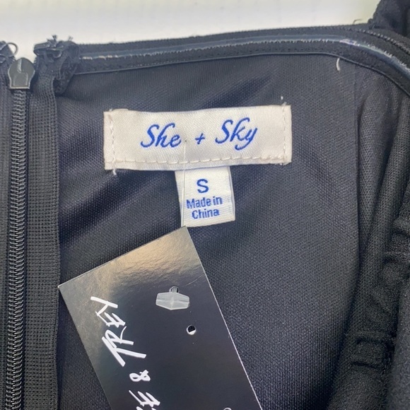 She & Sky - NWT Black Polyester Off The Shoulder Short Romper Size Small - Picture 12 of 12